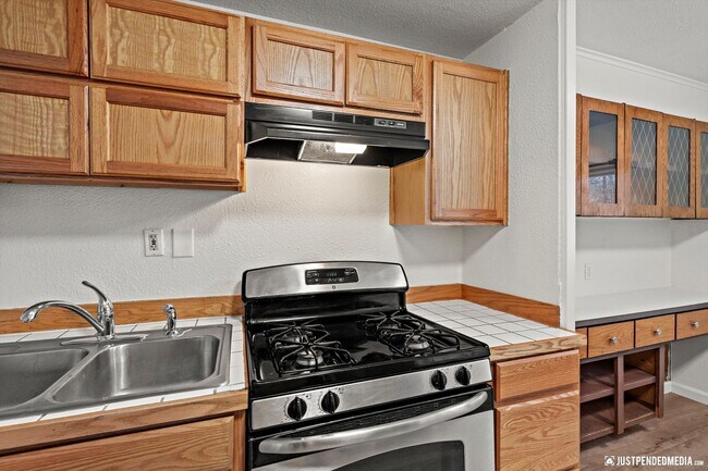 Foto del edificio - 20513 Scenic Dr