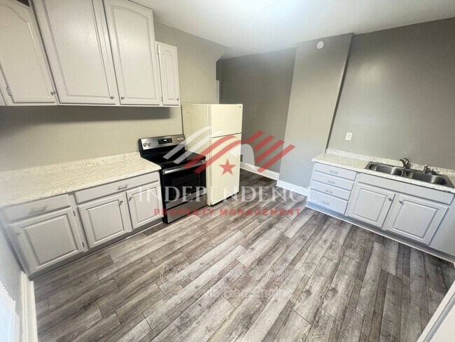 Foto del edificio - 419 Alberta St