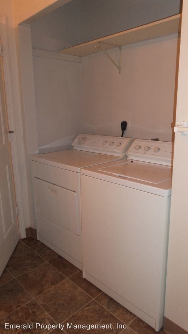 Building Photo - 267 N 39th St
