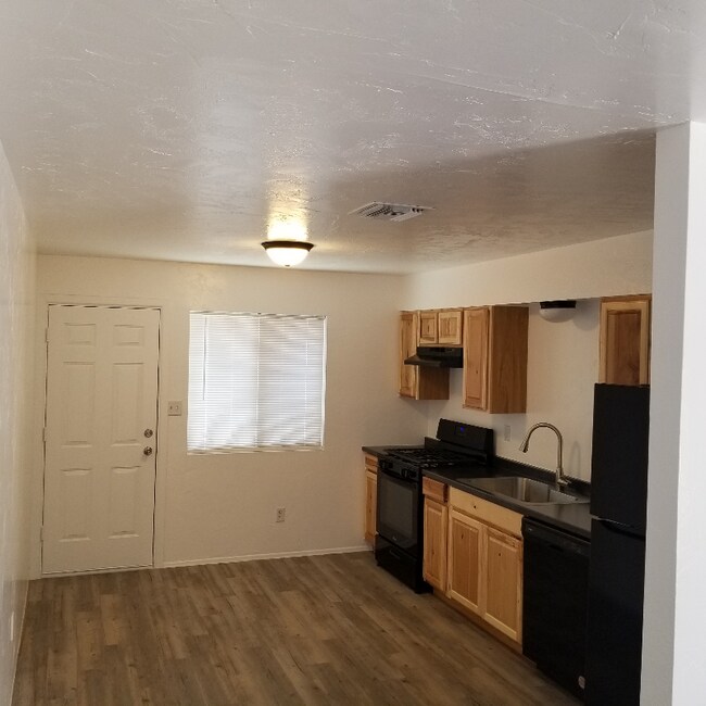Foto del edificio - 2845 N Palo Verde Ave