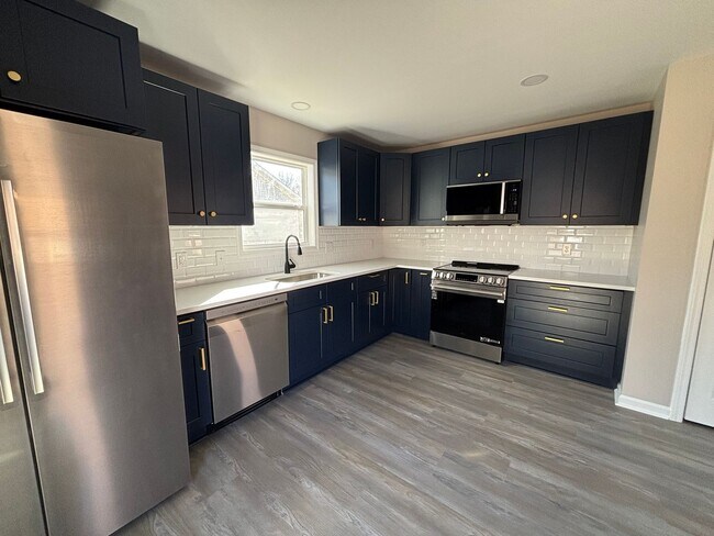 Foto del edificio - Beautifully Renovated 3BR / 2BA Bungalow in Gastonia