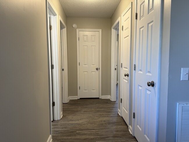 Foto del edificio - 862 Lyndsi Ln