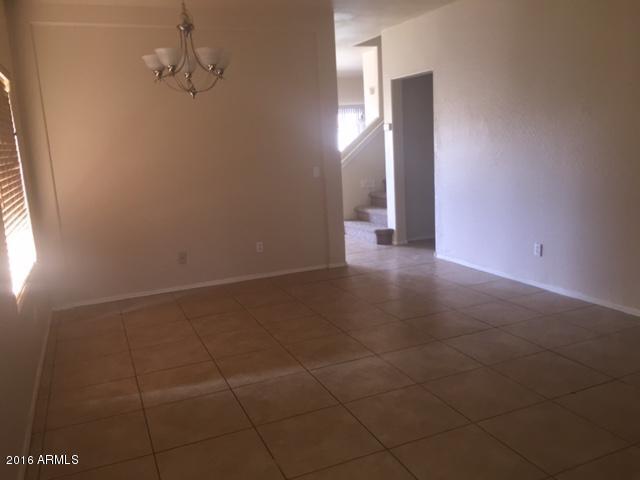 Building Photo - 3532 W Vineyard Rd