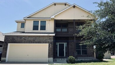 Building Photo - 332 Silverleaf Oak
