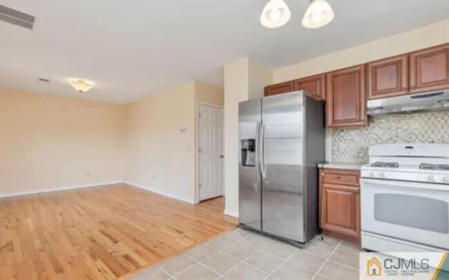 Foto del edificio - 64 Atlantic St