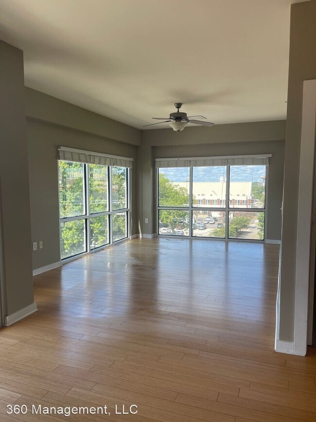 Building Photo - 2 br, 2.5 bath House - 277 S. Gay St #502