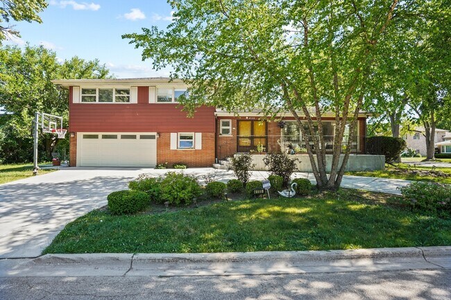 Foto del edificio - 4155 Suffield Ct
