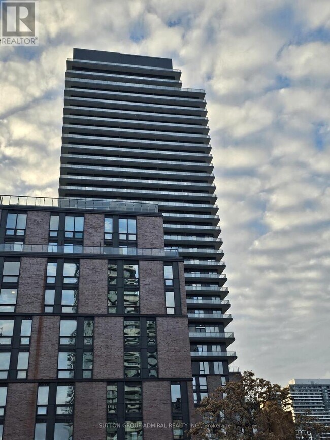 Building Photo - 35 Parliament St