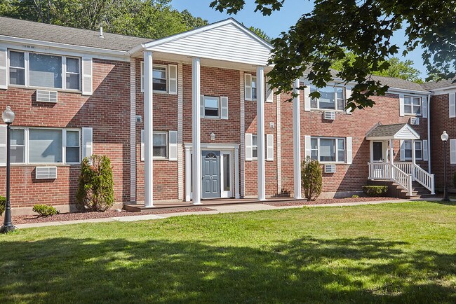 Foto del edificio - 103 Salmon Brook Dr