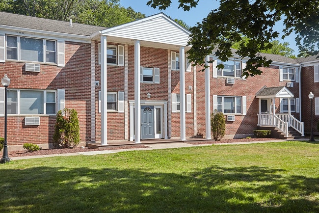 Building Photo - 181 Salmon Brook Dr