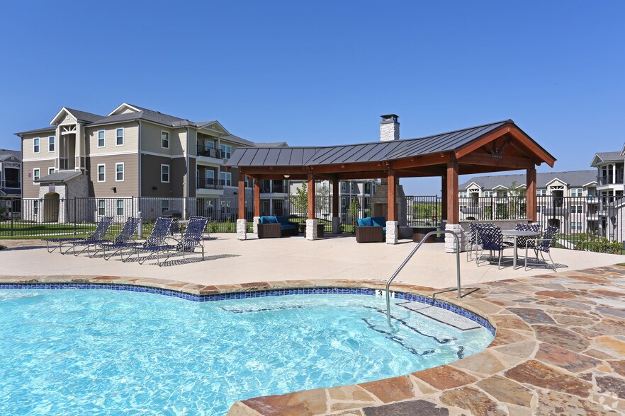 Vantage at Rentals TX