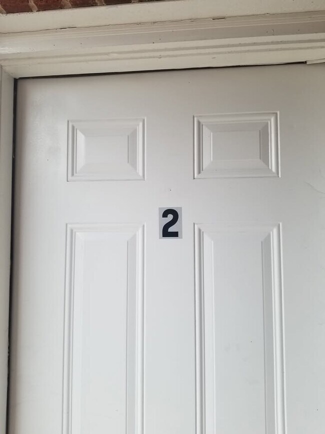 Foto del edificio - 1409 W Kiwi Ave