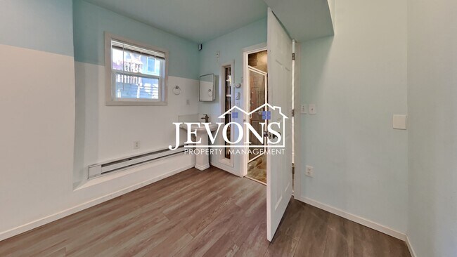 Foto del edificio - 6617 S Monroe St
