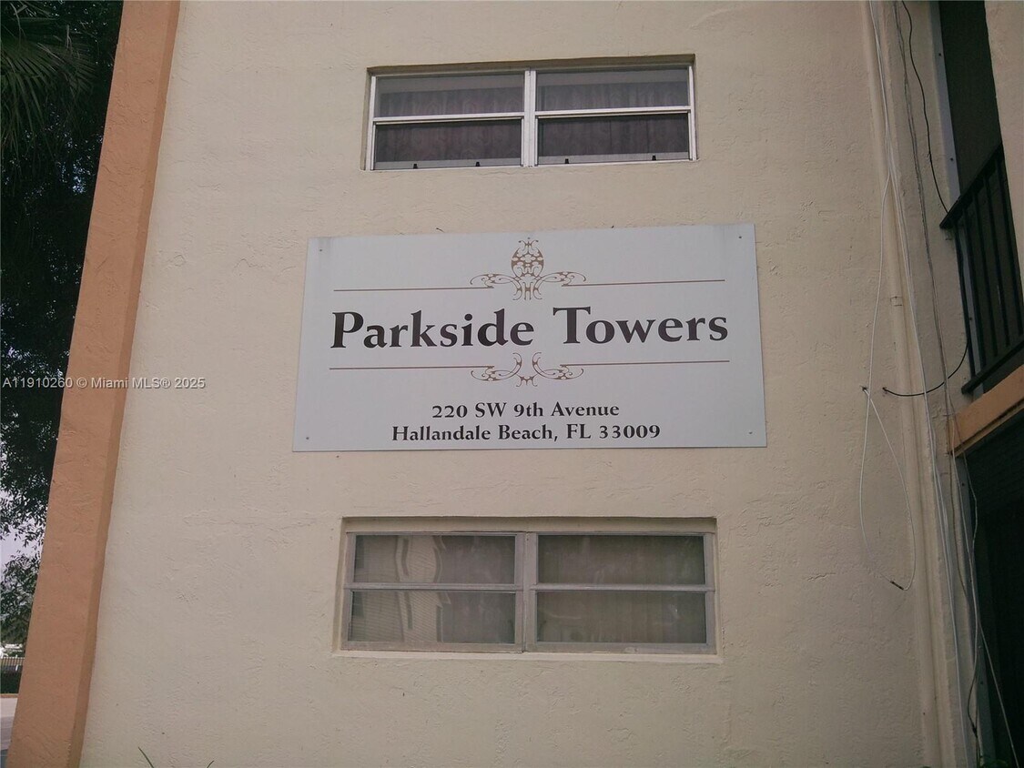 Primary Photo - 220 SW 9th Ave