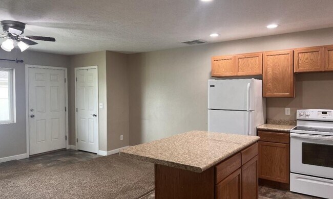 Foto del edificio - 1419 2nd St