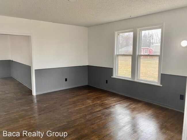 Building Photo - 3 br, 1 bath House - 115 N El Reno ave