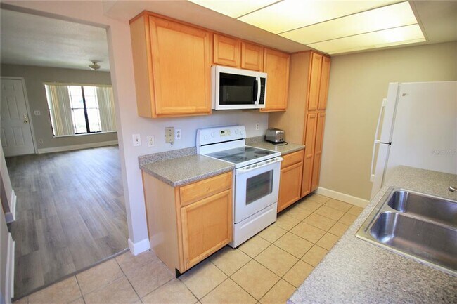 Foto del edificio - 7446 Wynnewood Square