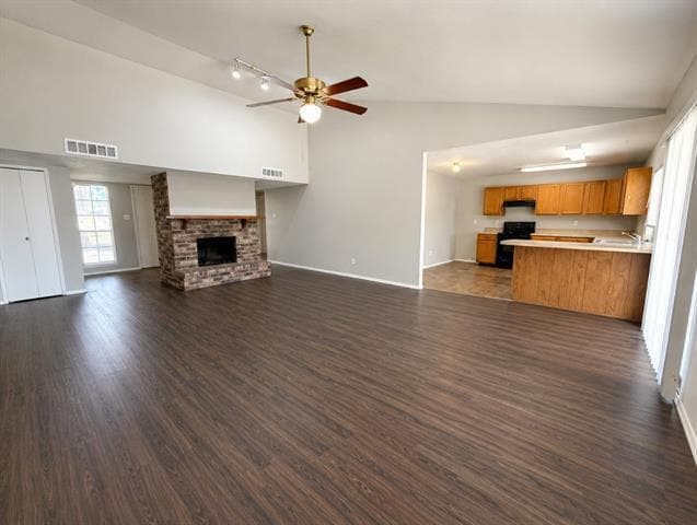 Building Photo - 3824 Hackberry Ln