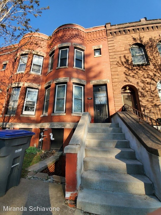 Primary Photo - 1608-1610 E Superior St