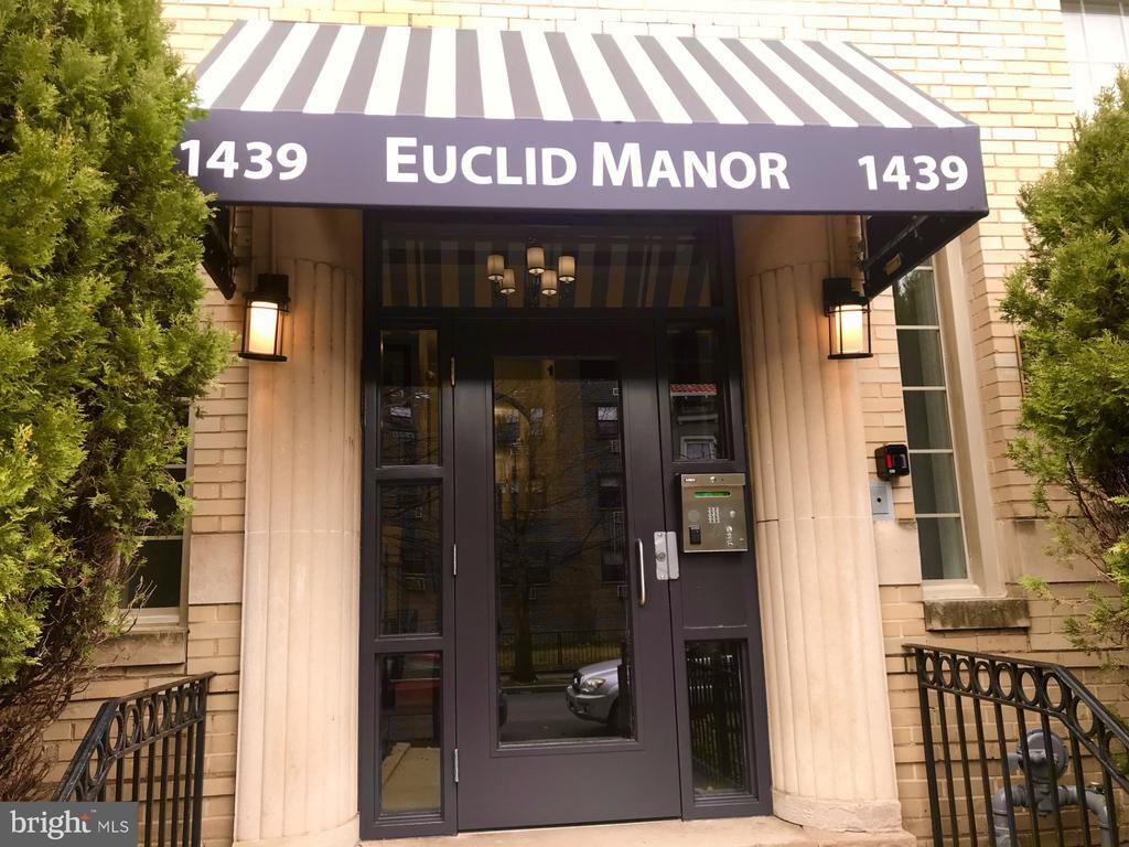 Foto principal - 1439 Euclid St NW