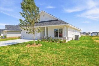 Building Photo - 530 Alleyoak Ln
