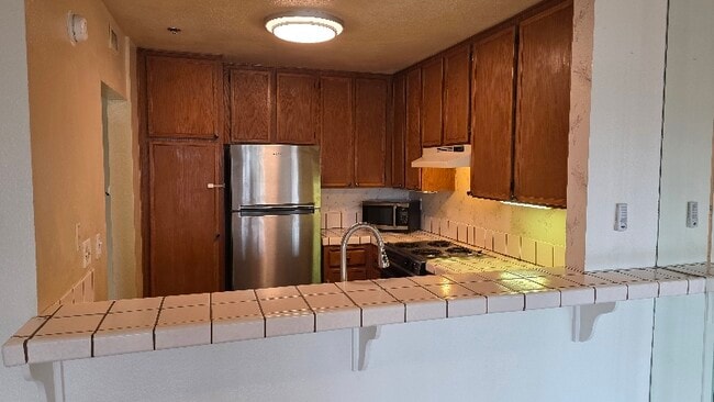 Building Photo - 5990 Dandridge Ln