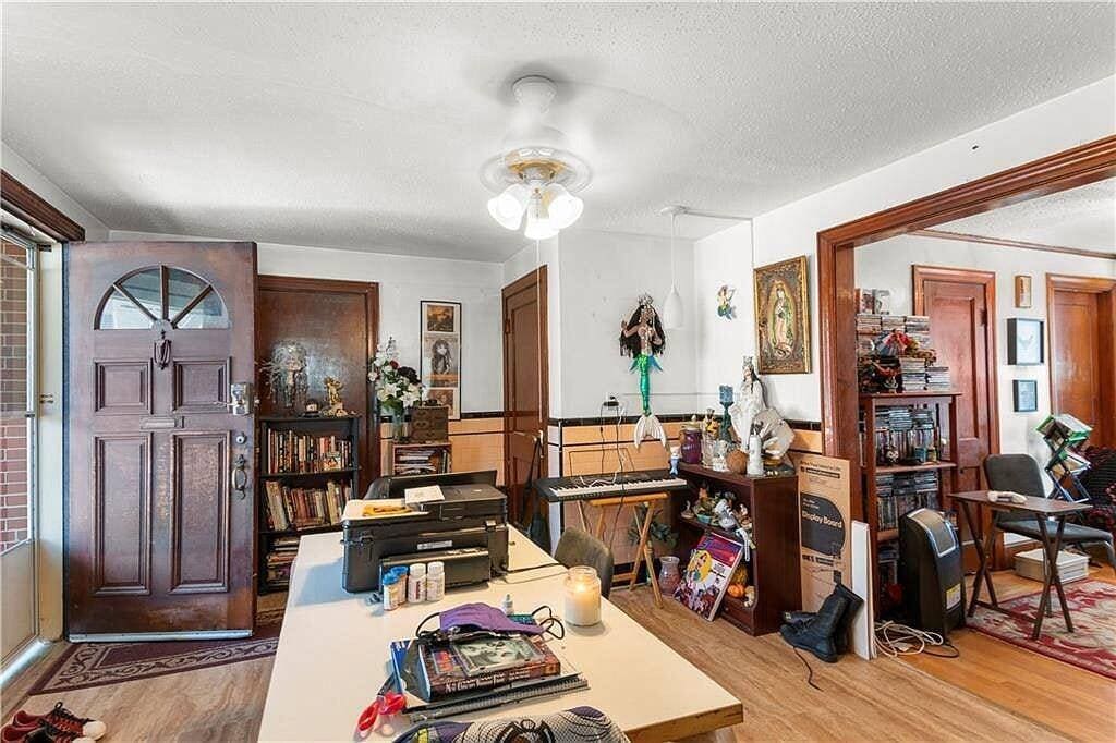 14 Pulaski St Unit 1, West Warwick, RI 02893 Condo for Rent in West