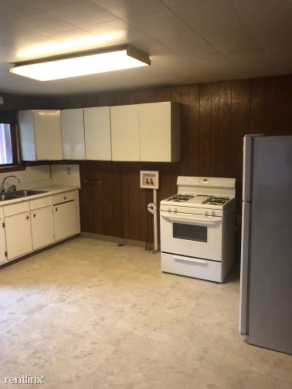 Foto principal - 919 Bedford St