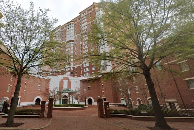 Foto del edificio - 2121 Jamieson Ave