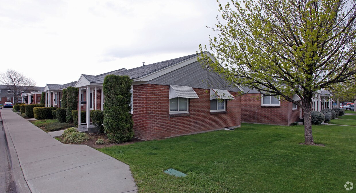 Building Photo - 150 Martin St