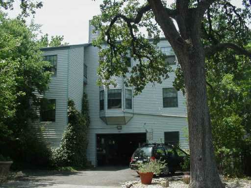 Foto del edificio - 303 W 35th St