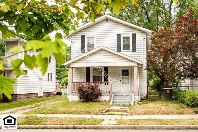 Building Photo - 1609 Tecumseh St