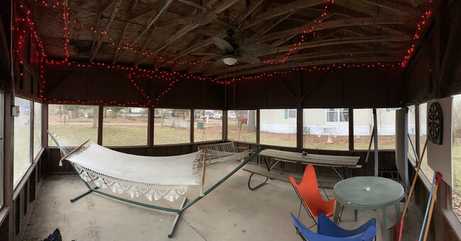 Building Photo - 11680 Bluebird Dr