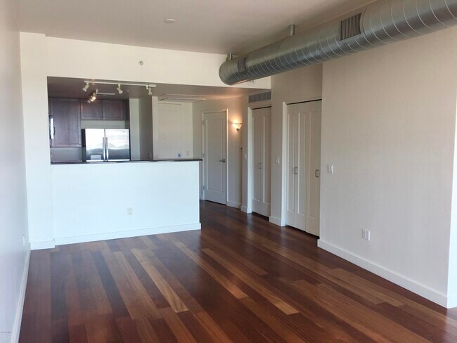 Foto del edificio - 310 S 4th St