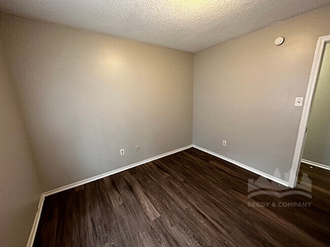 Foto del edificio - 4986 French Bend Ln
