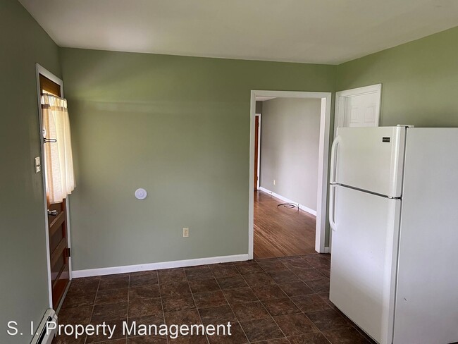 Building Photo - 2 br, 1 bath House - 108 Grand