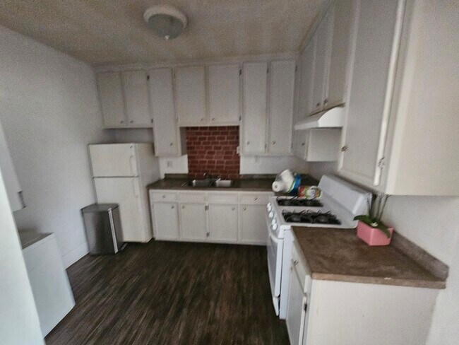 Foto del edificio - 1661 Marshall St