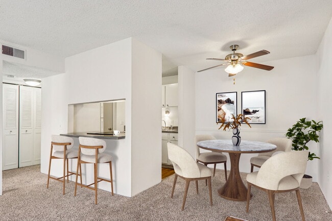 Foto del edificio - Andover Park Apartments