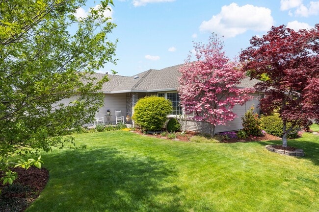 Building Photo - 3511 Blue Blossom Dr