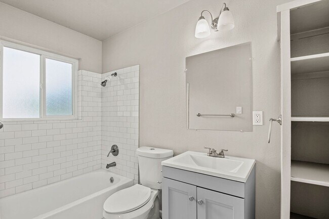 Foto del edificio - Remodeled and Old Colorado City under $1k