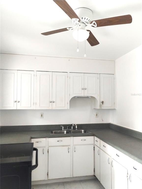 Foto del edificio - 147 Palm Dr