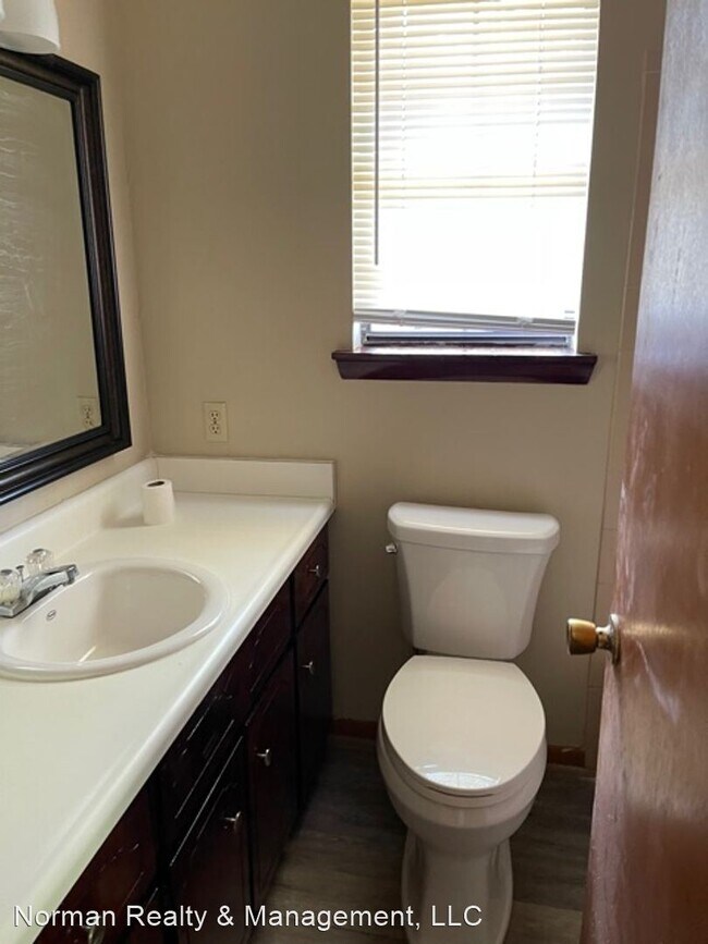 Foto del edificio - 3 br, 2 bath House - 606 Slade Street