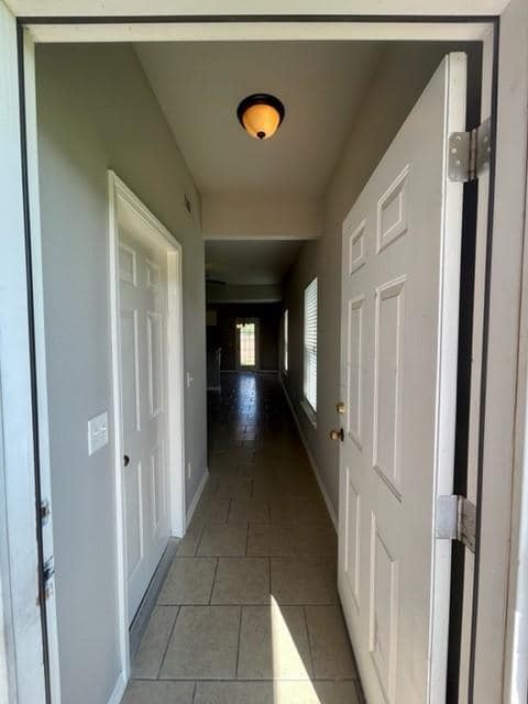 Building Photo - 2104 Azlin Pl