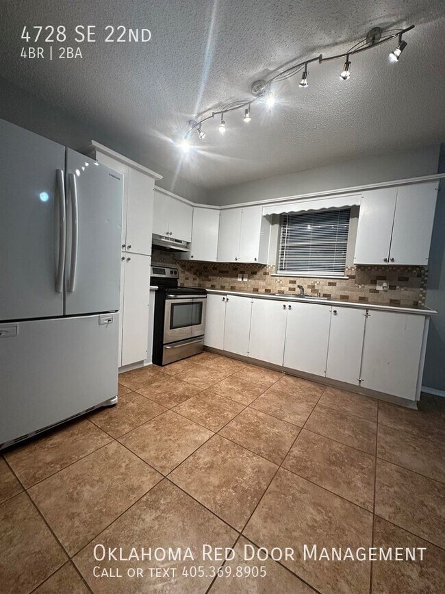 Foto del edificio - 4728 SE 22nd St