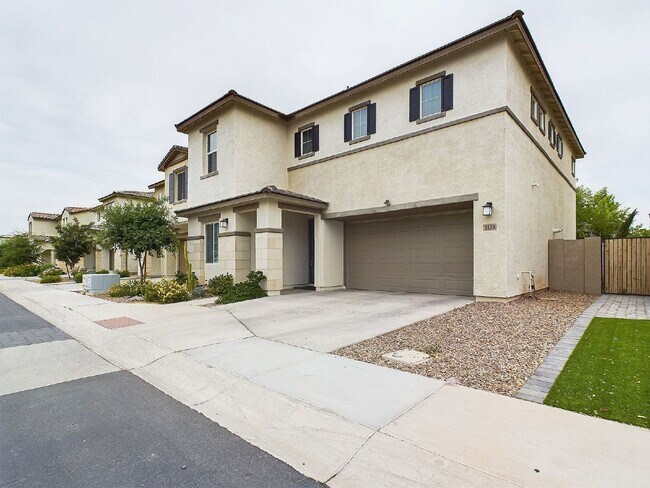 Foto del edificio - A luxe home in the heart of Chandler