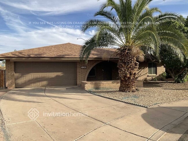 Building Photo - 2351 S Canton