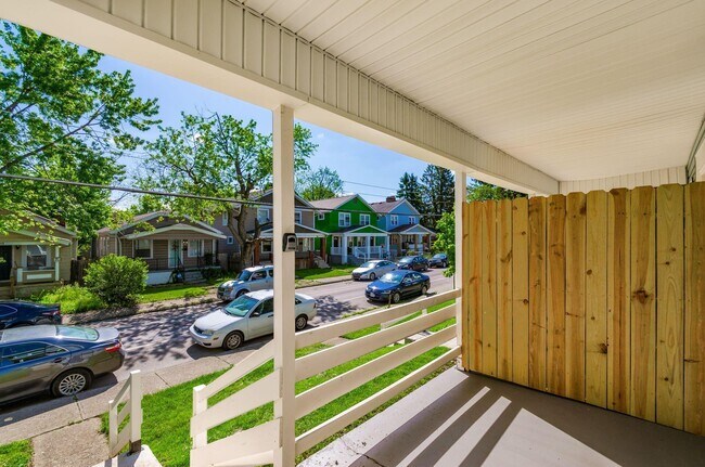 Building Photo - 289 Brehl Ave