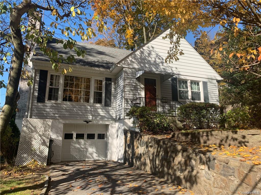 Primary Photo - 11 Chadwick Rd