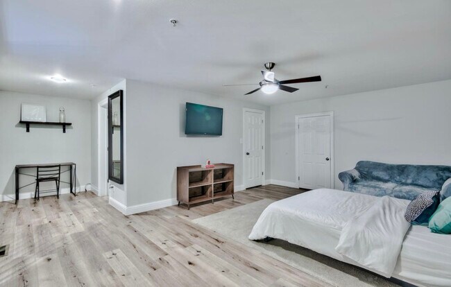 Upstairs loft - 4507 Furling Ln