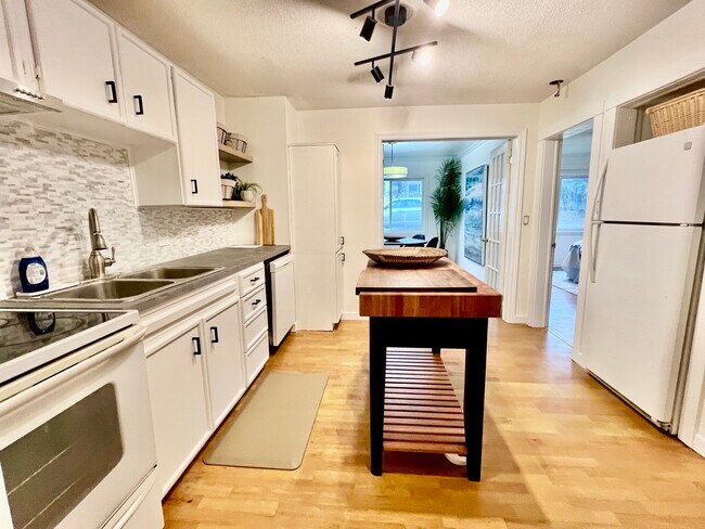 Photo du bâtiment - 70 River St